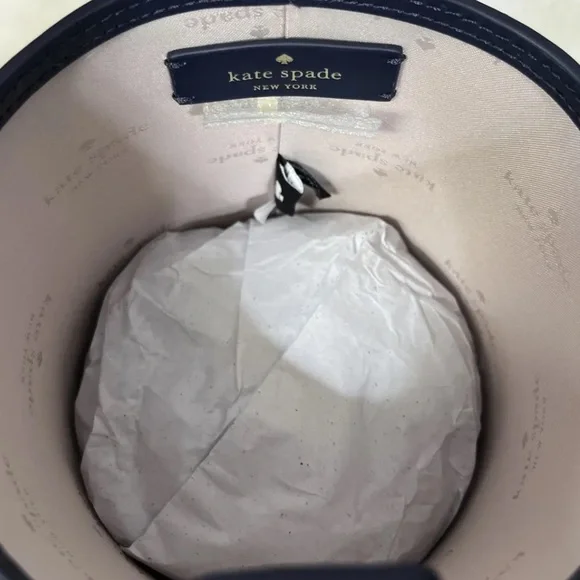 NWT Kate Spade Winter Wonders Carousel 3D Crossbody Bag Novelty Collector Item